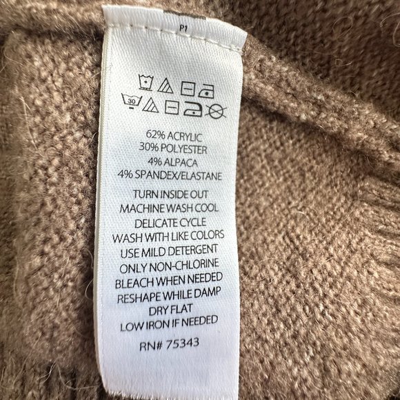 Cropped cardigan sweater by Mary & Co - Picture 4 of 5